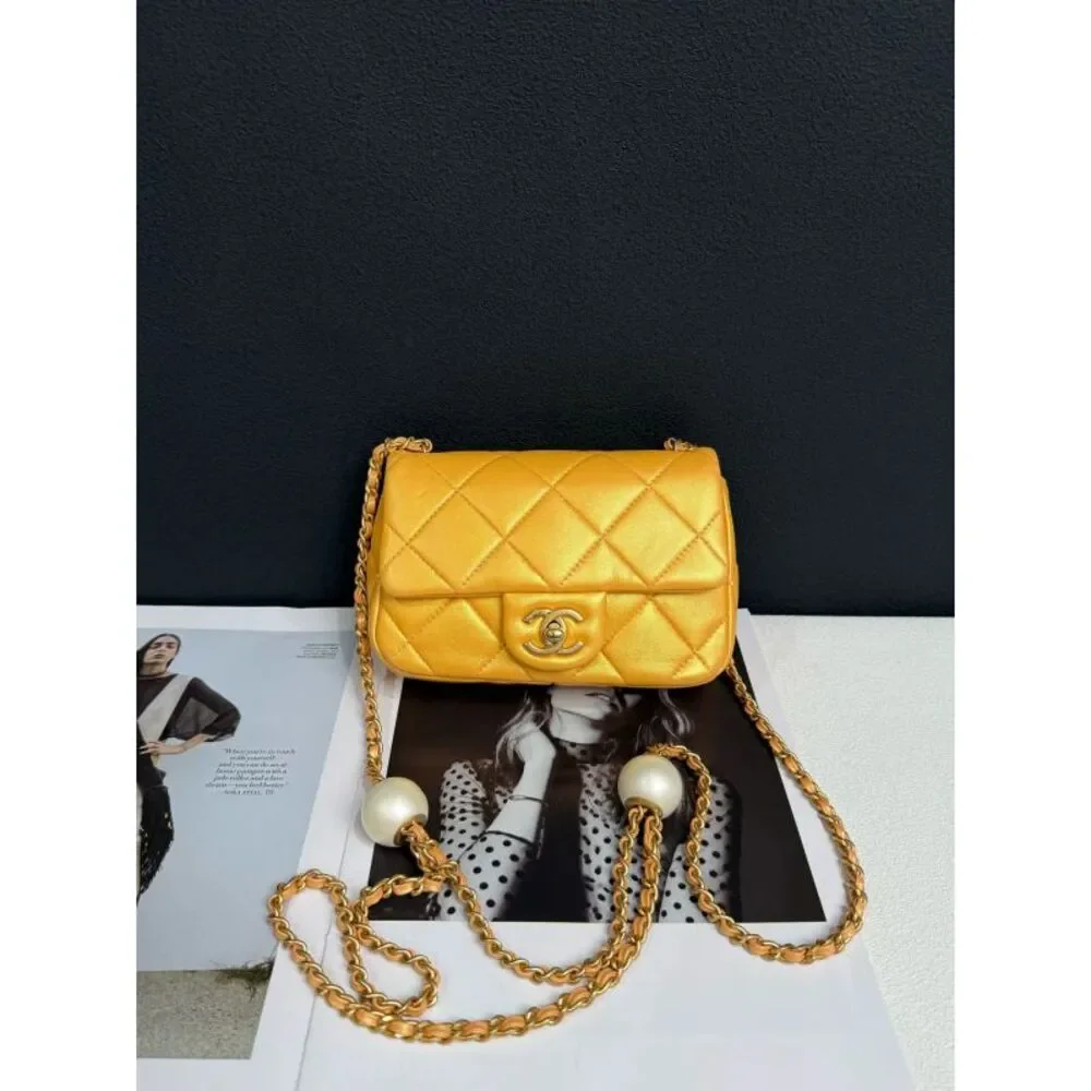 Chanel Women Pre-Loved Bag Very Good Condition
